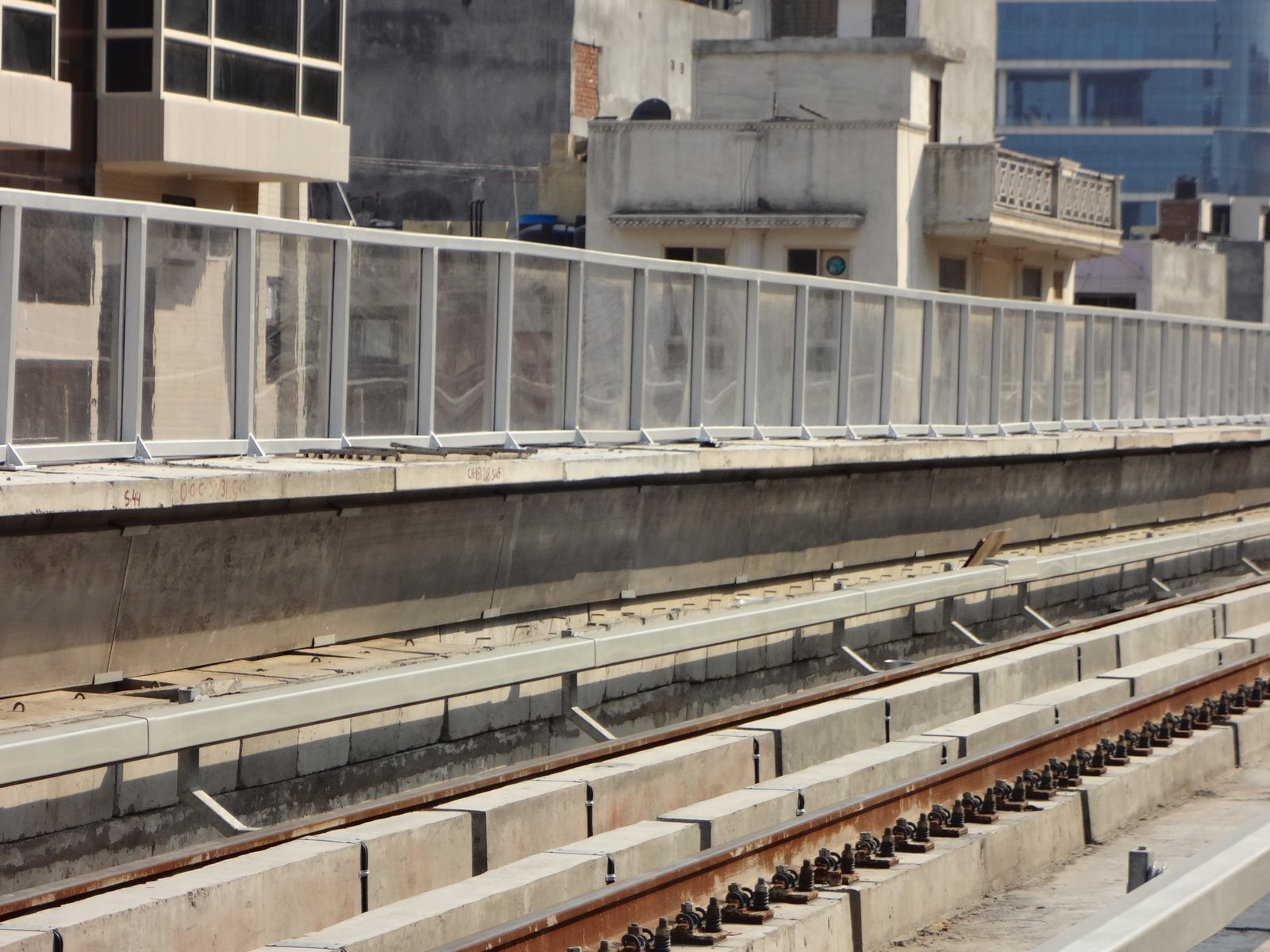 railway-noise-barrier