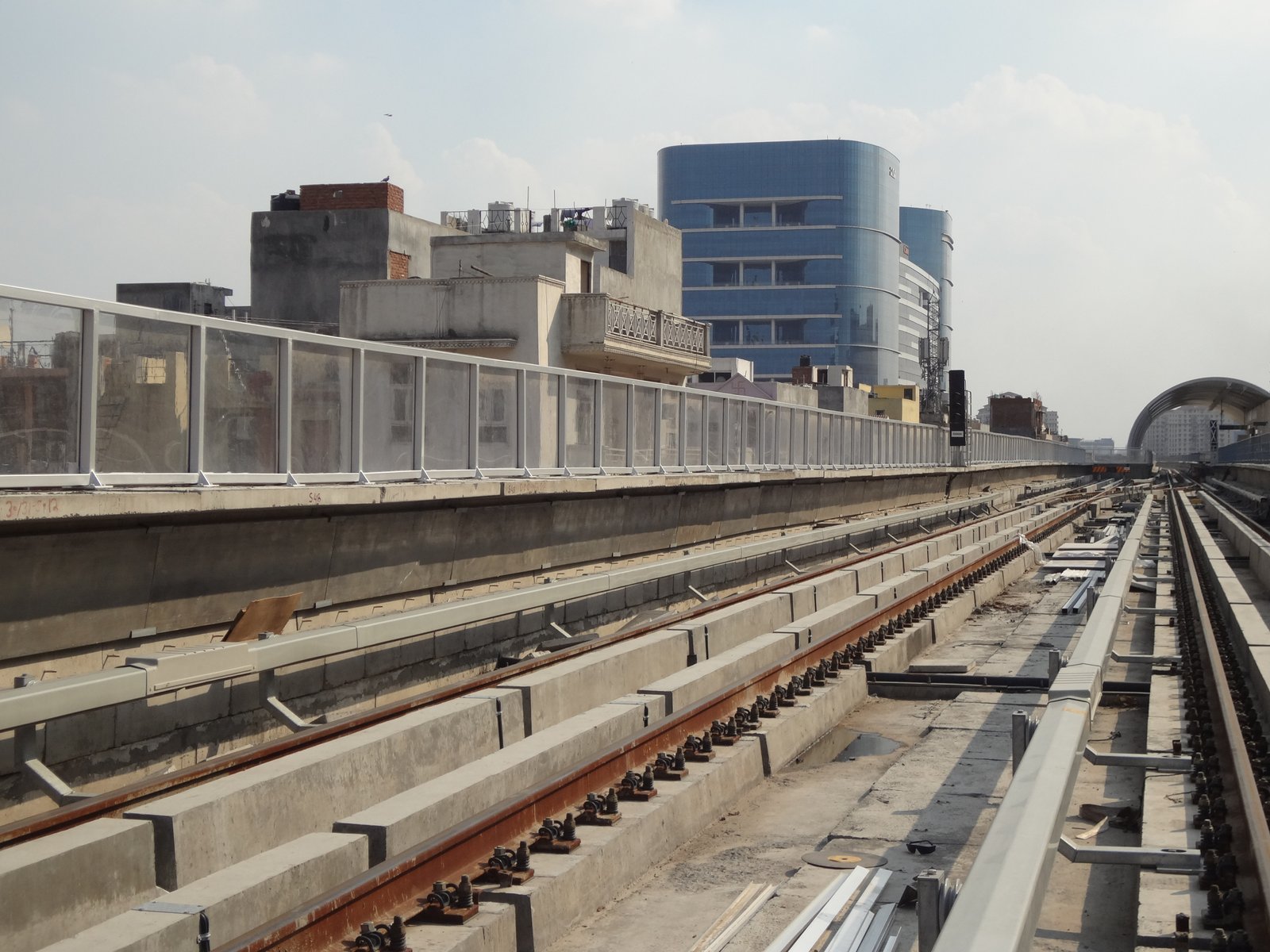 railway-noise-barrier