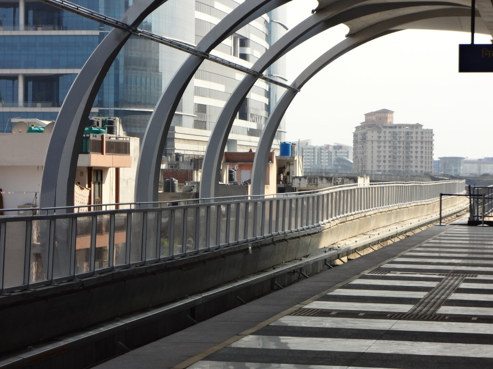 railway-noise-barrier